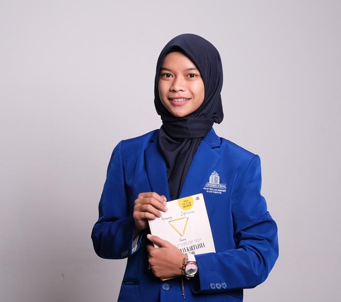 Awardee Anisa Image